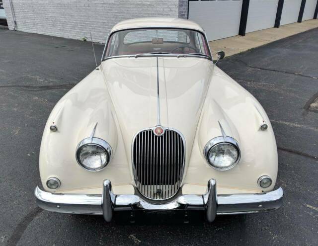 1960 Cream Jaguar XK Coupe