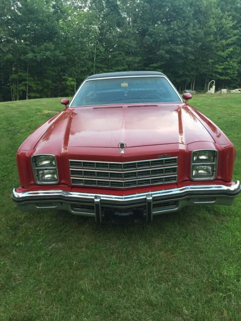 1977 Red Chevrolet Monte Carlo Coupe