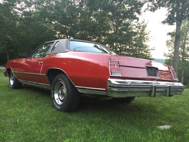 1977 Red Chevrolet Monte Carlo Coupe