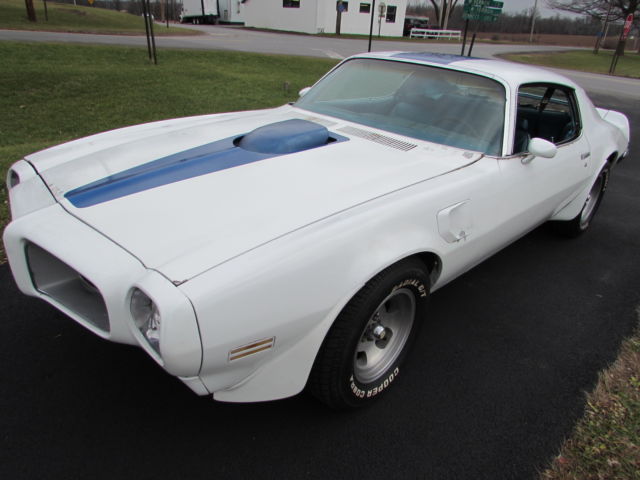 1970 White Pontiac Trans Am Coupe