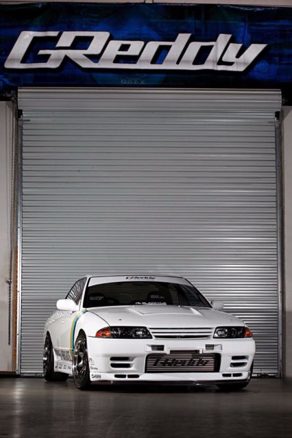 1989 White Nissan R32 Skyline Sedan