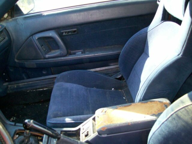 1990 White Toyota Supra Coupe