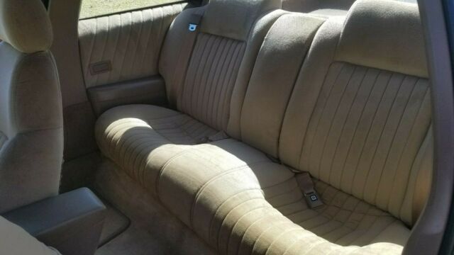 1993 Green Pontiac Grand Prix Coupe