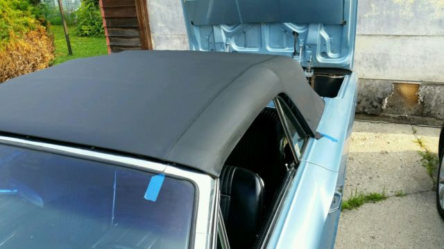 19650000 blue Ford Thunderbird Convertible