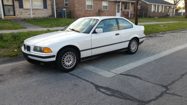 1994 White BMW 3-Series Coupe
