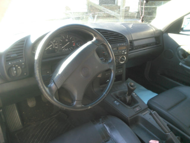 1994 White BMW 3-Series Coupe