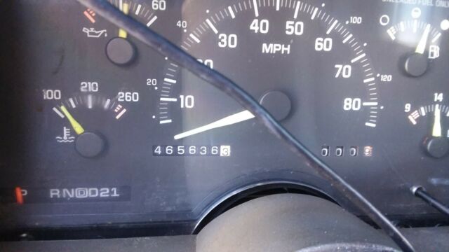 1992 White Chevrolet Silverado 1500 Standard Cab Pickup