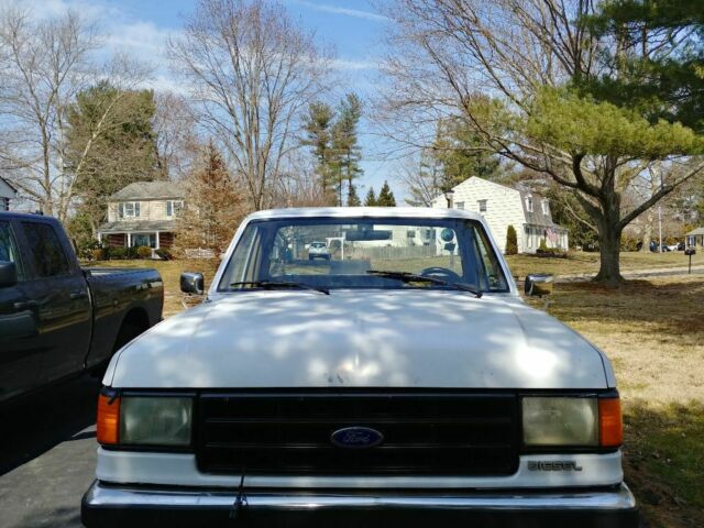 1988 White Ford F-250