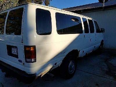 1993 White Ford E-Series Van Extended Passenger Van