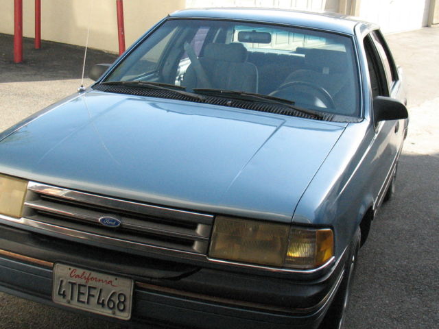 1991 Blue Ford Tempo 4 Door