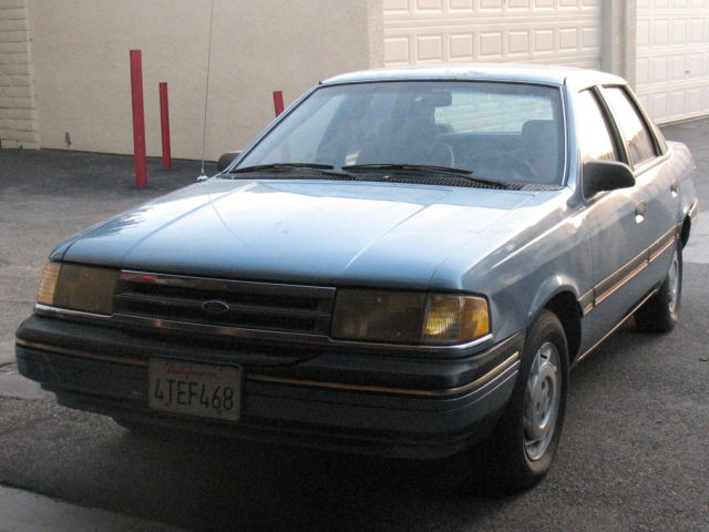 1991 Blue Ford Tempo 4 Door