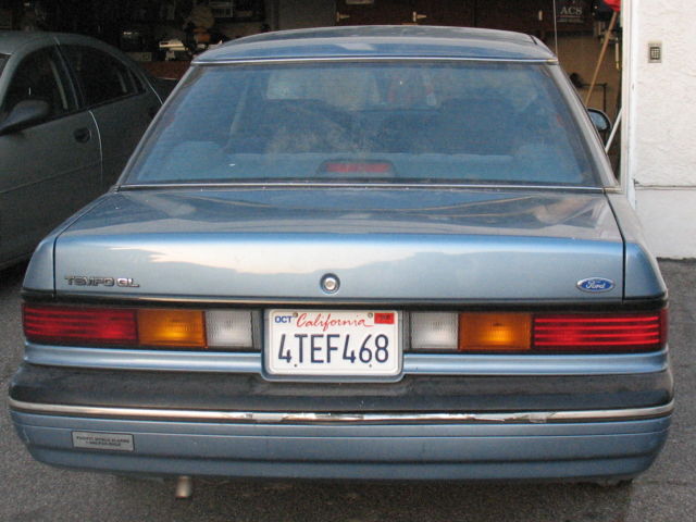 1991 Blue Ford Tempo 4 Door