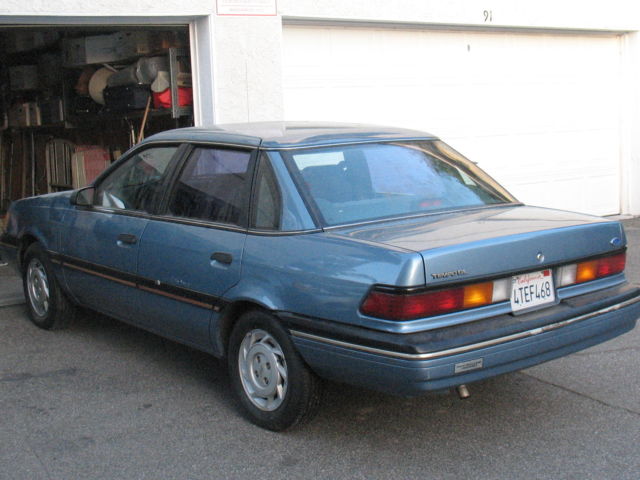 1991 Blue Ford Tempo 4 Door