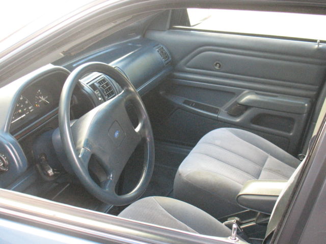 1991 Blue Ford Tempo 4 Door
