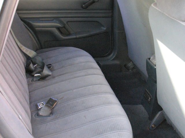 1991 Blue Ford Tempo 4 Door