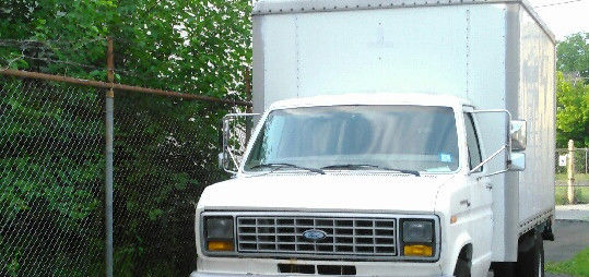 19860000 White Ford F-350