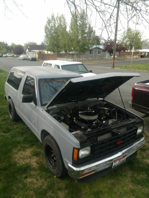 1990 Gray Chevrolet Blazer