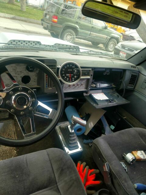 1990 Gray Chevrolet Blazer