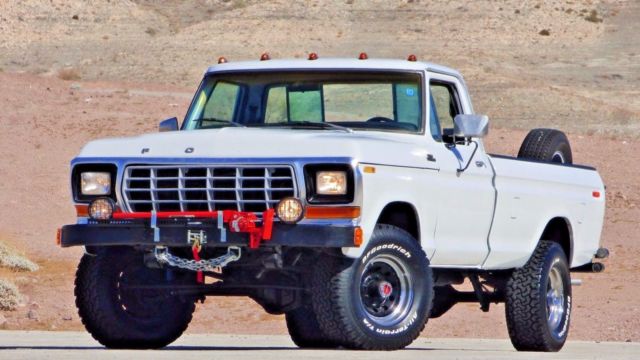 1979 White Ford F-250 Standard Cab Pickup
