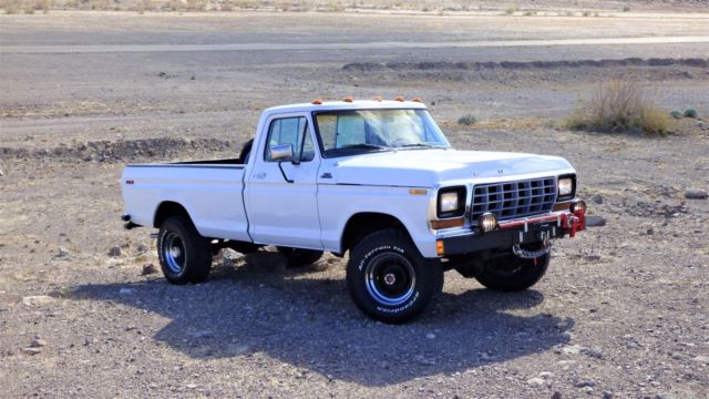 1979 White Ford F-250 Standard Cab Pickup