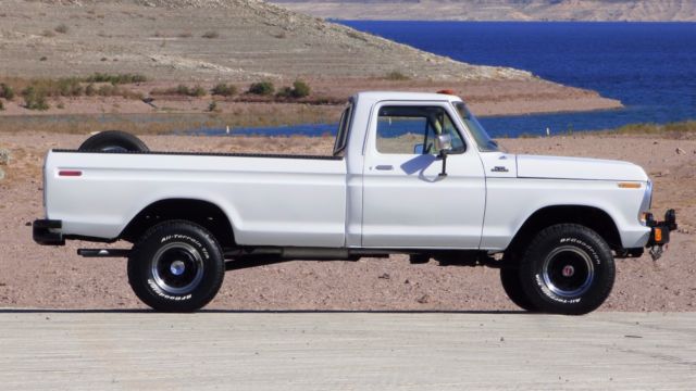 1979 White Ford F-250 Standard Cab Pickup