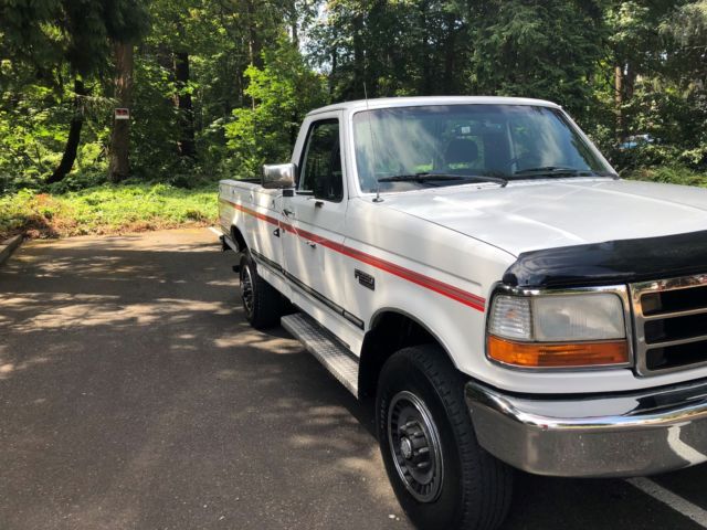 1992 White Ford F-250 Standard Cab Pickup