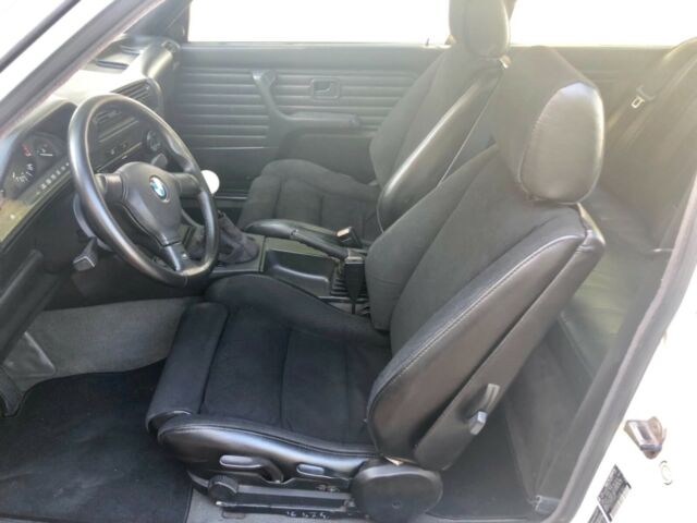 1991 White BMW 3-Series Coupe