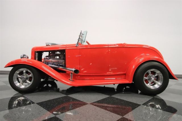 1932 Red Ford Roadster