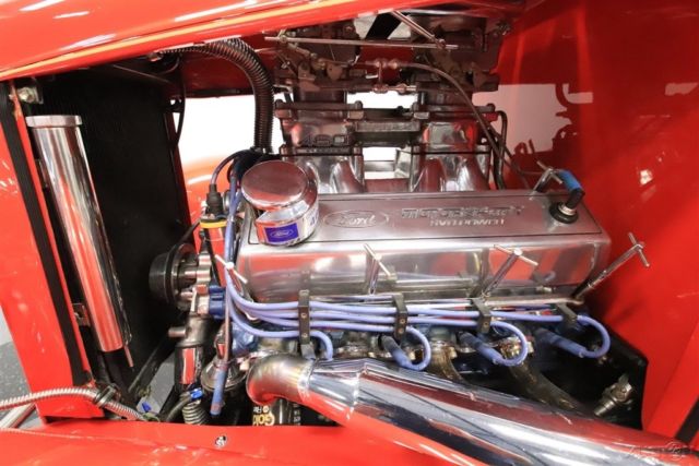 1932 Red Ford Roadster