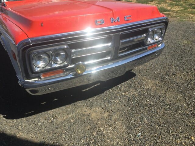 1972 RED/WHITE GMC Other Standard Cab Pickup
