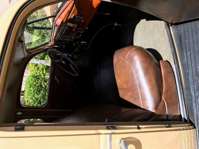 1939 Tan Ford 91A Sedan