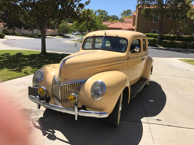 1939 Tan Ford 91A Sedan