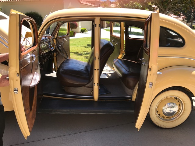 1939 Tan Ford 91A Sedan