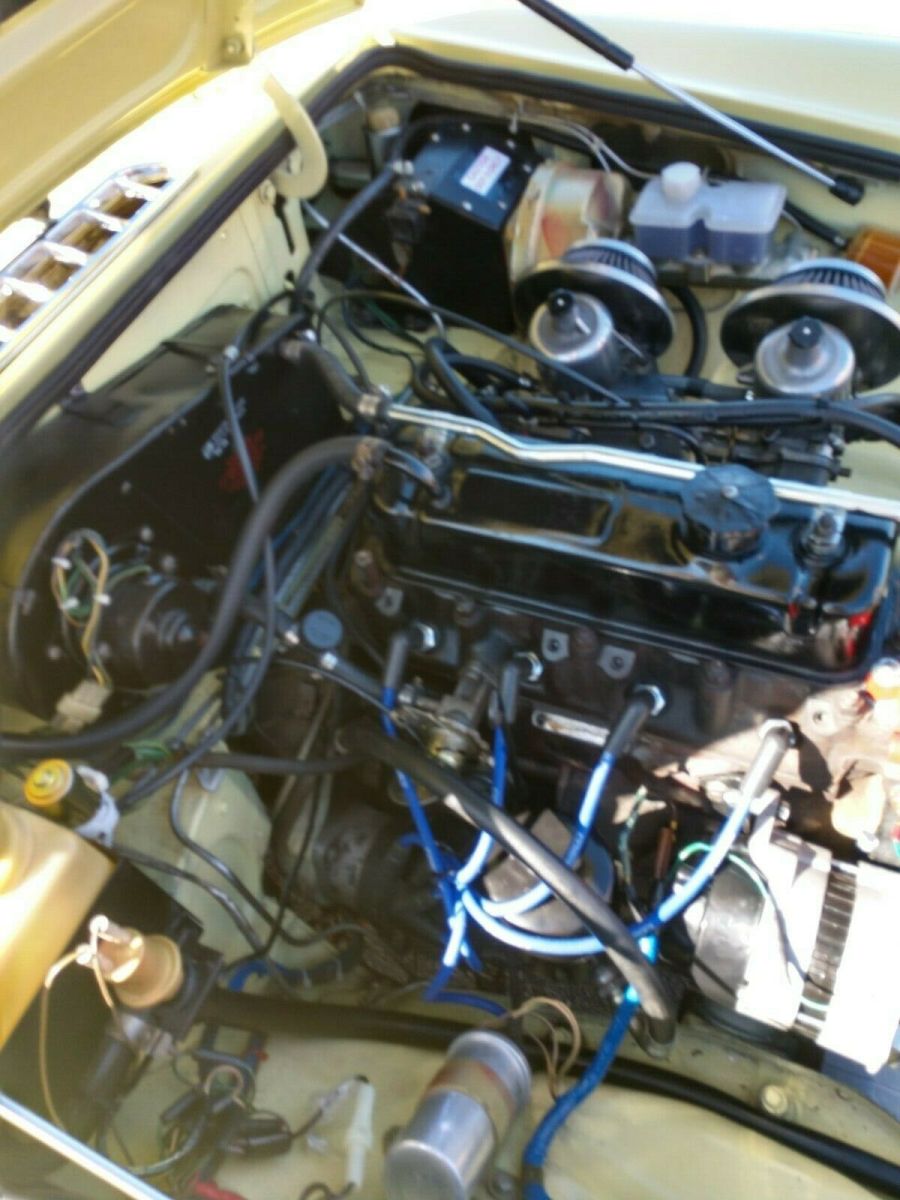 1977 Yellow MG MGB Convertible