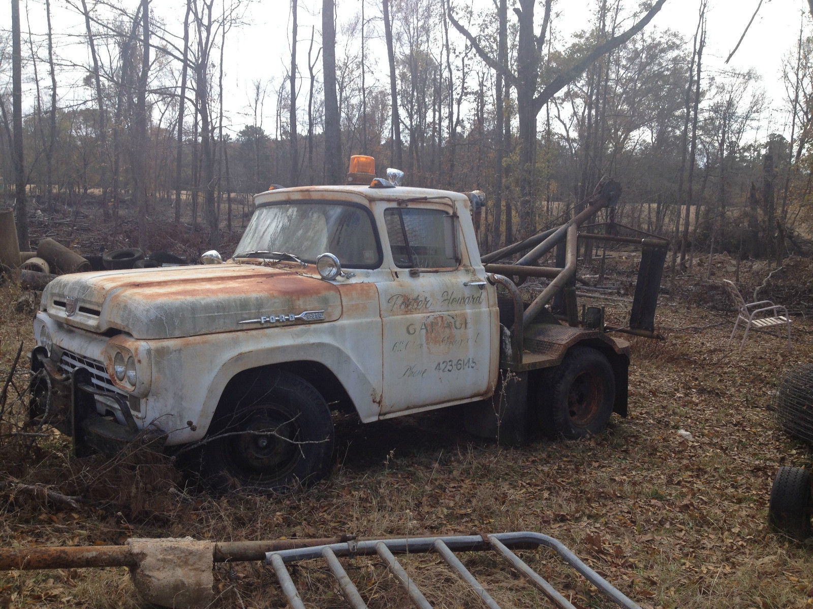1960 White Ford F-350