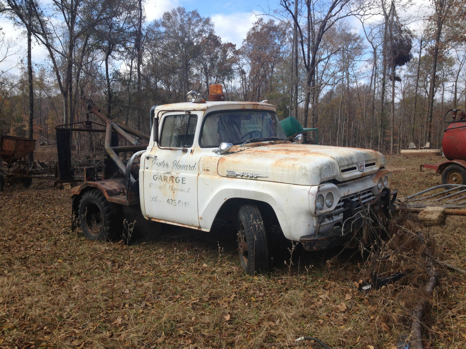 1960 White Ford F-350