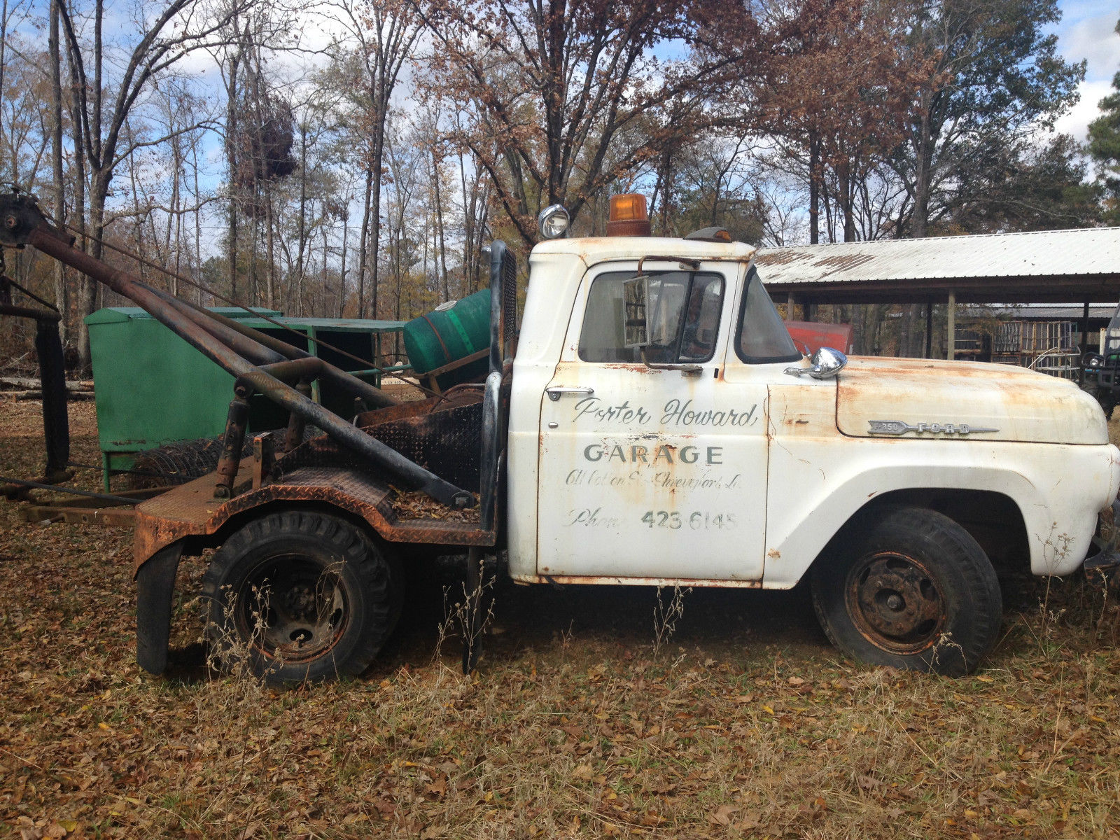 1960 White Ford F-350