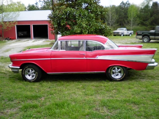 1957 red Chevrolet Bel Air/150/210 2dr ht