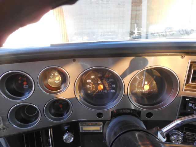 1985 Blue Chevrolet Suburban