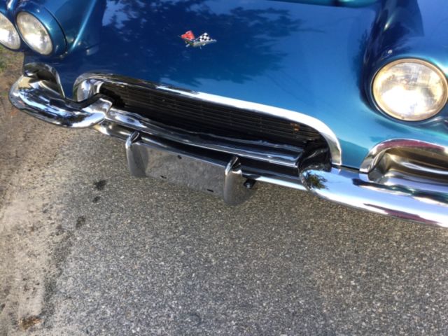 1961 Blue Chevrolet Corvette Sports
