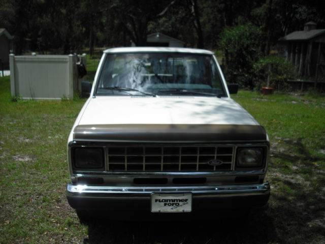 1988 White Ford Ranger Standard Cab Pickup