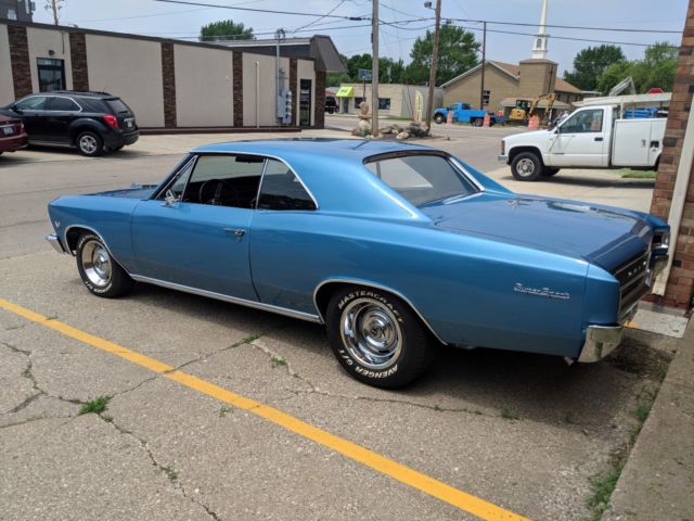 1966 Blue Chevrolet Chevelle Coupe