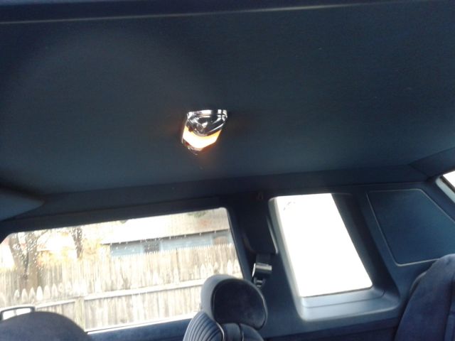 1986 White Ford Crown Victoria Coupe