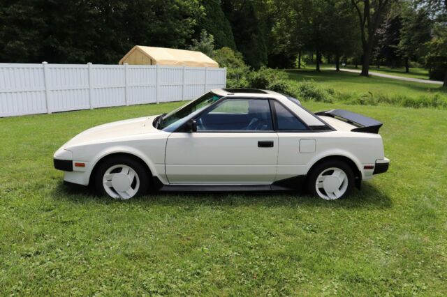 1985 Toyota MR2