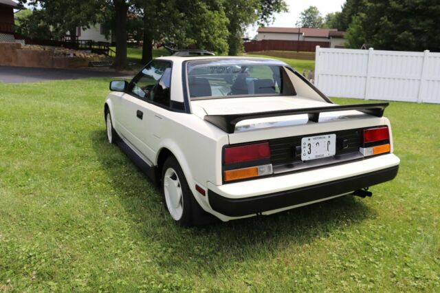 1985 Toyota MR2