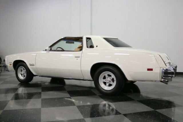 1976 White Oldsmobile Cutlass Coupe