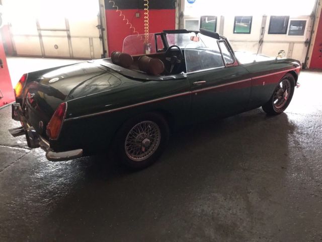 1971 Green MG MGB Convertible