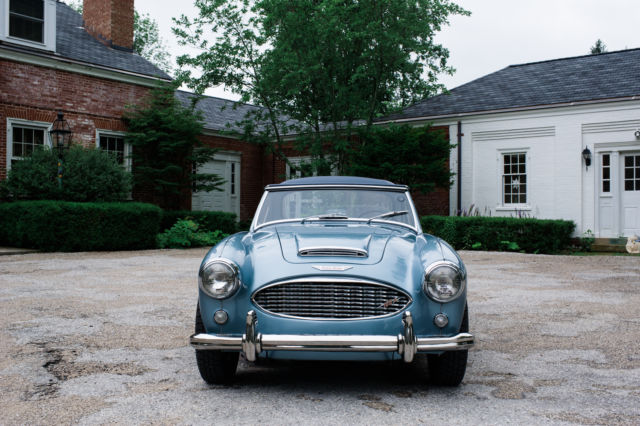 1959 Blue Austin Healey 3000 Convertible