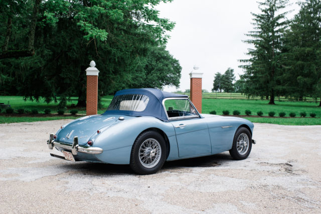 1959 Blue Austin Healey 3000 Convertible