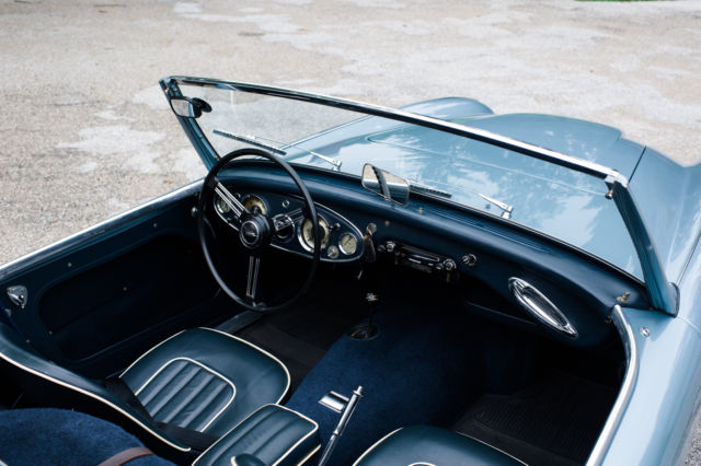 1959 Blue Austin Healey 3000 Convertible